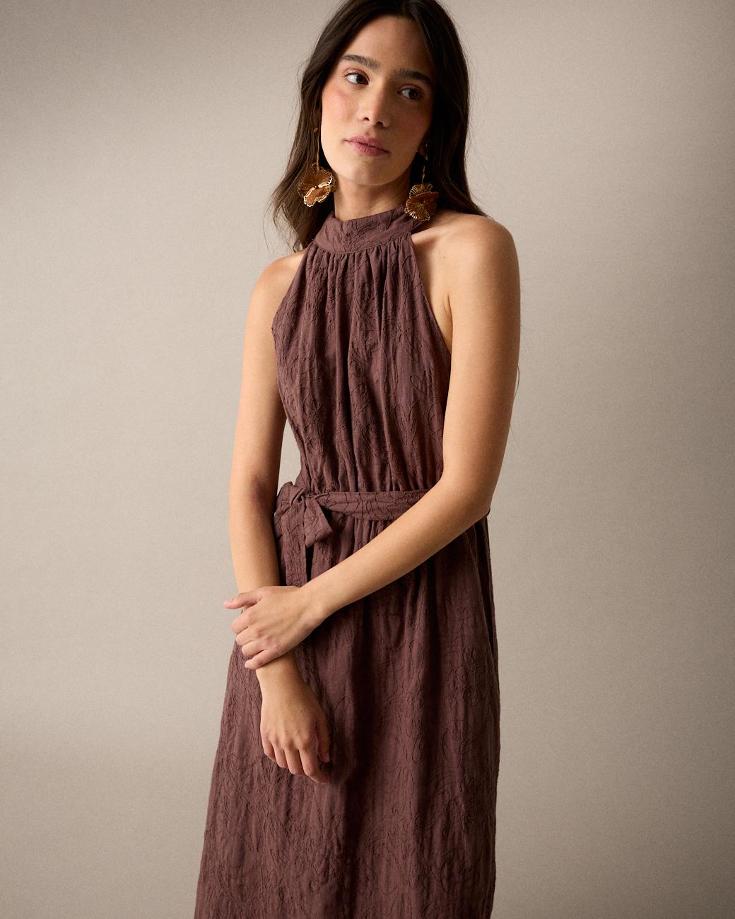 Vestido Bordado Cuello Halter