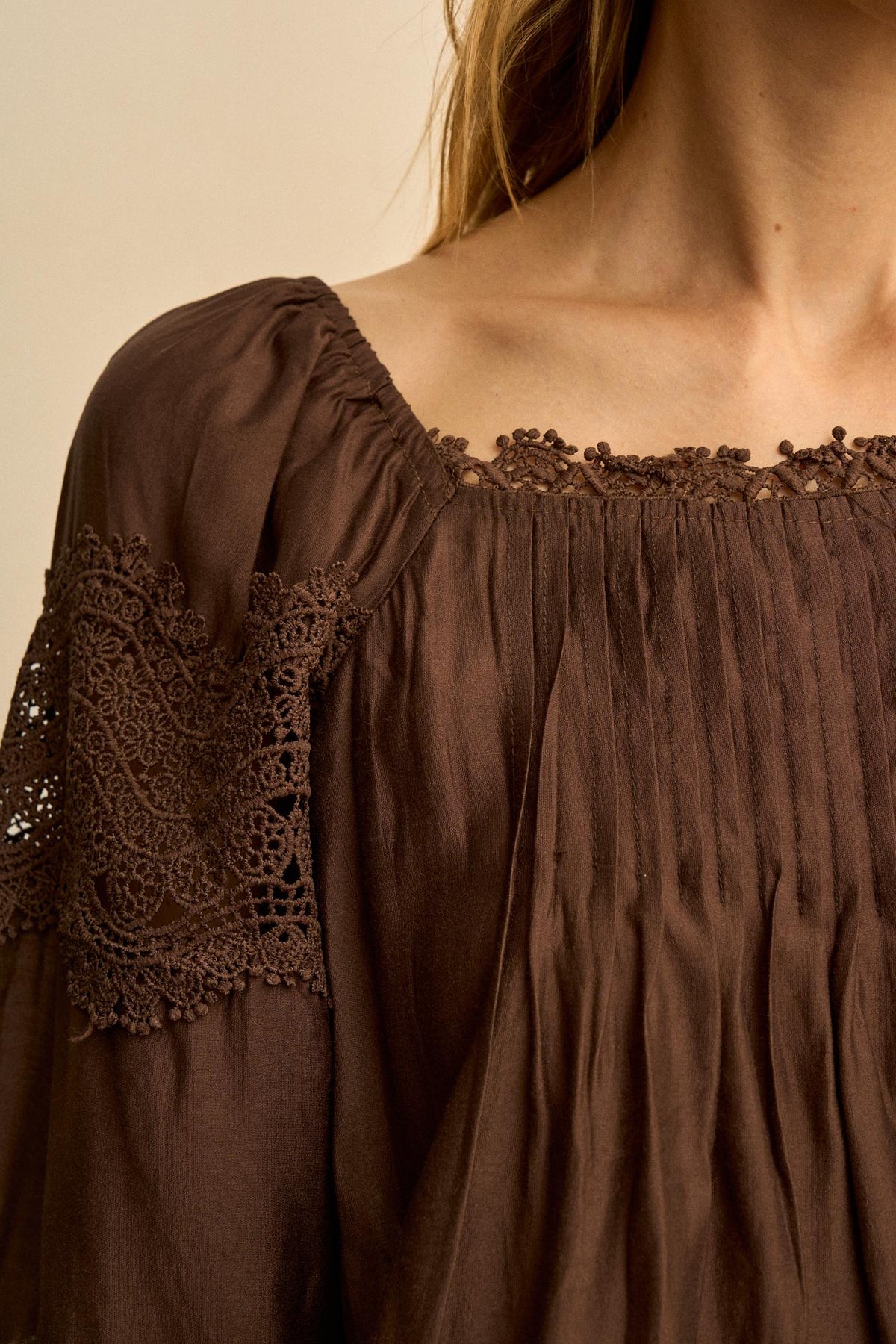 Blusa Encaje Fruncida Elodie