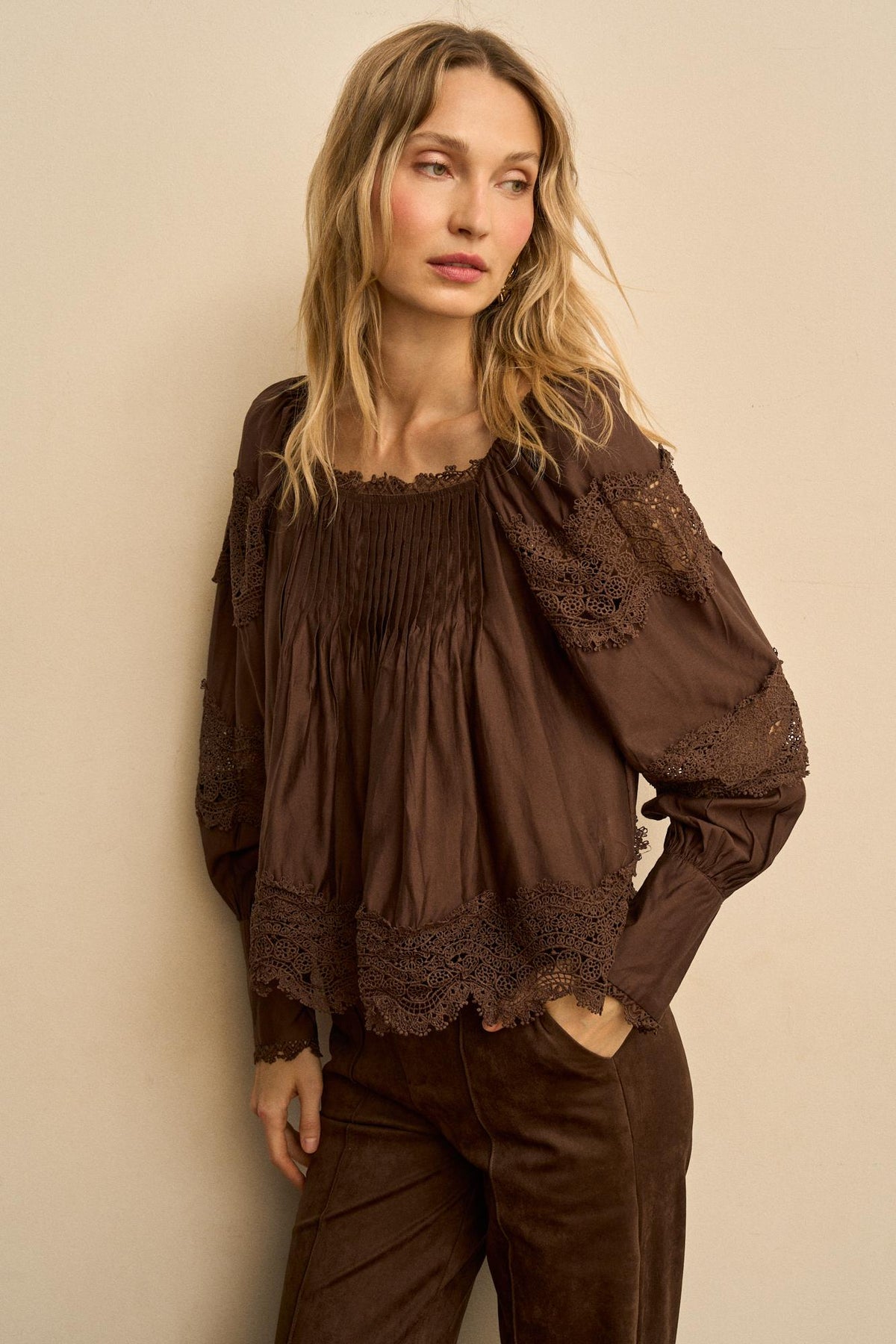 Blusa Encaje Fruncida Elodie