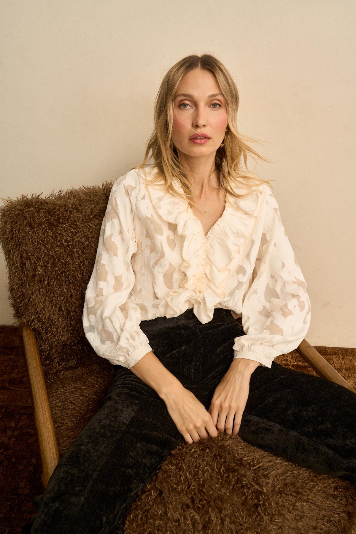 Blusa Volantes Encaje Émiliane
