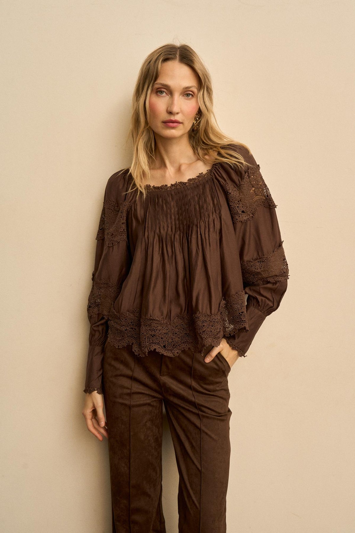 Blusa Encaje Fruncida Elodie